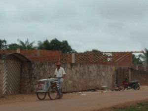In Amarante all builders use stolen wood from the Indigenous Reserves – No problem.