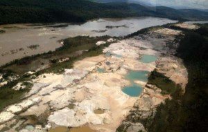 Illegal mining has ravaged the lands of Amazon Indians in Venezuela. © Valentina Quintero