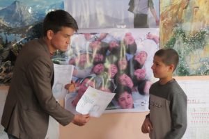 05-ali-and-street-kids-campaign-to-save-water-1024x684